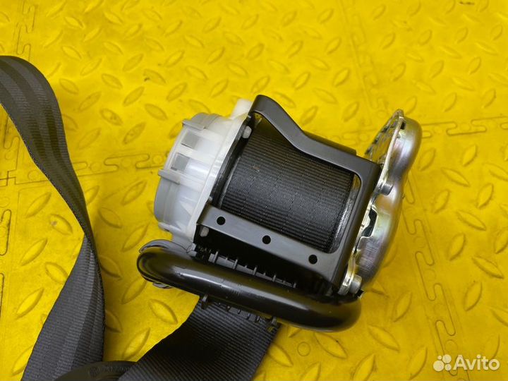 Б/У ремень безопасности Новый, оригиналnnУ нас