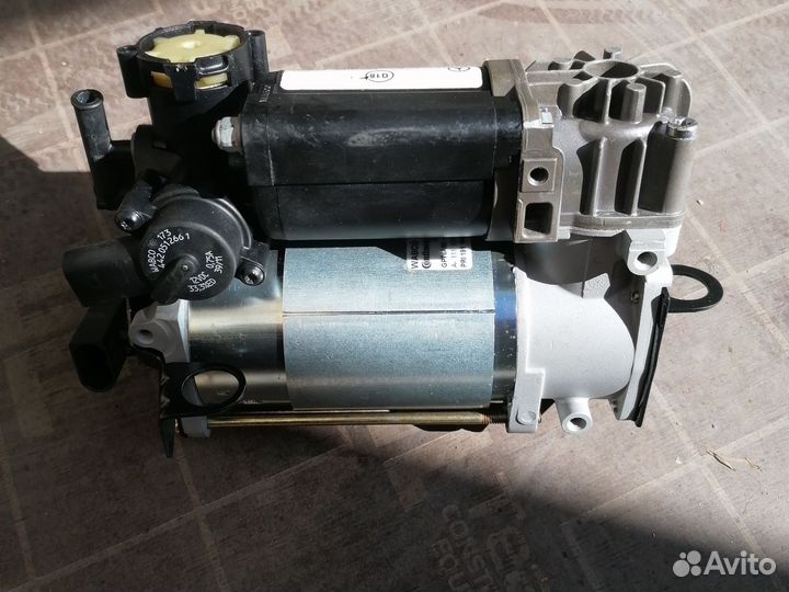 Компрессор пневмо подвески wabco Mercedes w220