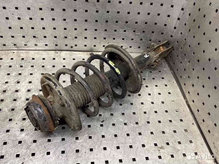 Стойка амортизатора переднего правого Hyundai Matr