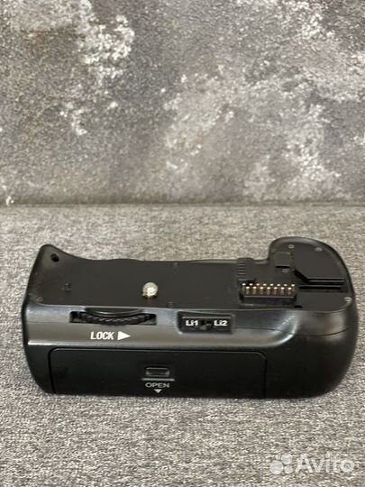 Батарейный блок nikon D300