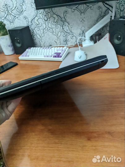 Ноутбук asus D541N