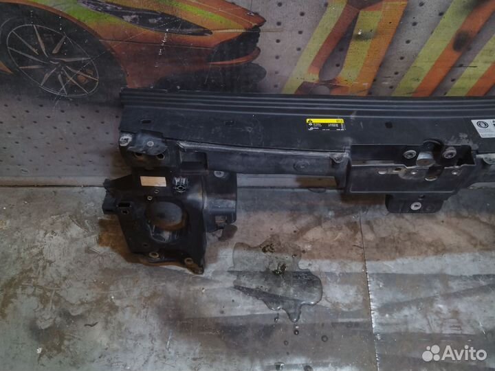 Панель передняя Volkswagen Touareg 2