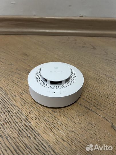 Умный датчик дыма Xiaomi Honeywell Smoke Detector