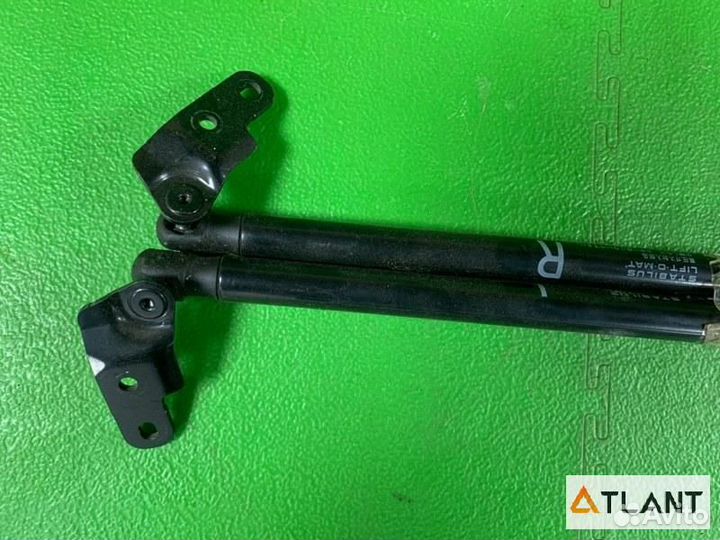 Амортизатор задней двери задний daihatsu tanto