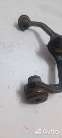 Рычаг передний левый верхний F7AZ3085AA