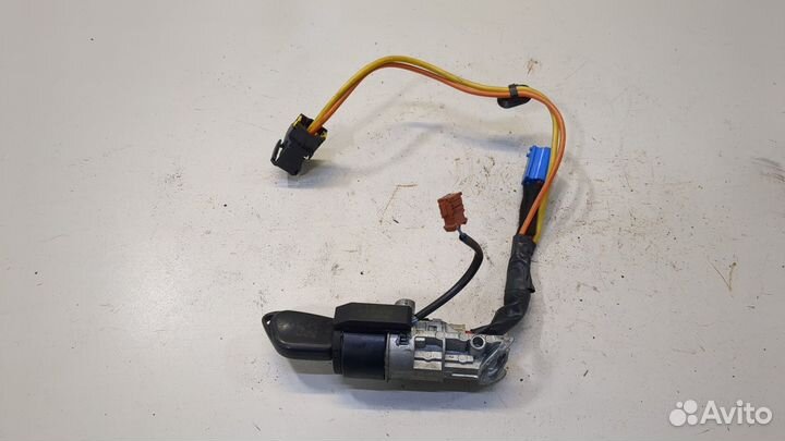 Замок зажигания Peugeot 406, 1999