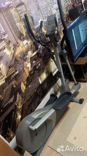 Элипсоидный тренажер torneo