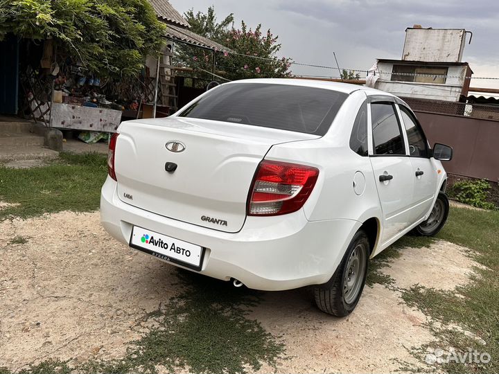 LADA Granta 1.6 МТ, 2013, 217 000 км