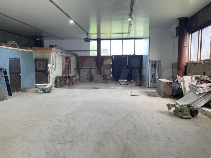 Производство, 240 м²