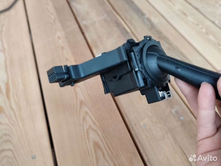 Переключатель подрулевой (стрекоза) Skoda