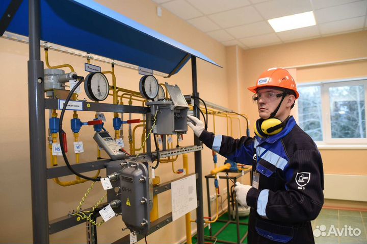 Слесарь кипиа