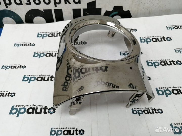 Накладка птф правая 52127-60130 Lexus LX570 LX450D