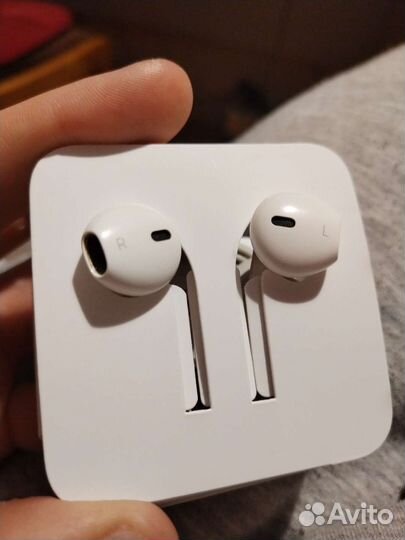 Наушники earpods