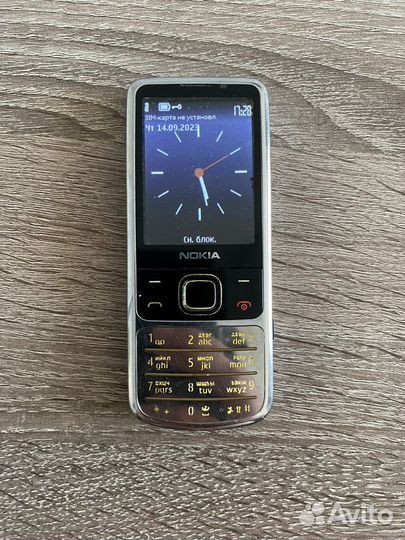 Телефон Nokia 6700 classic chrome