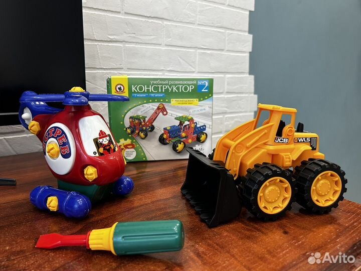 Игрушки для мальчика и новый конструктор