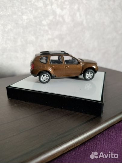 Коллекционная модель renault duster