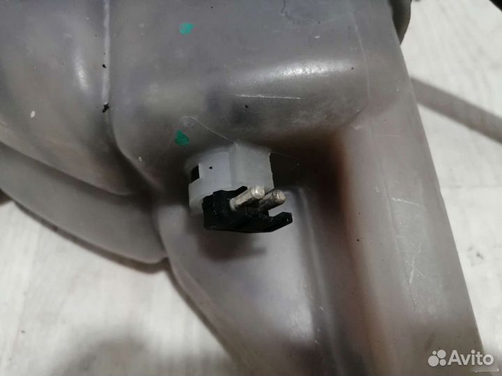 Бачок расширительный Mercedes E W210