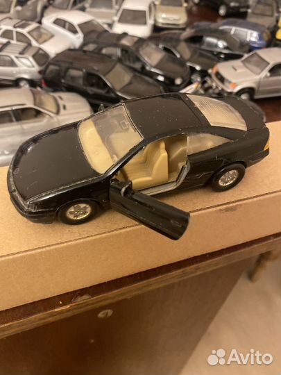 Модель автомобиля опель 1:43