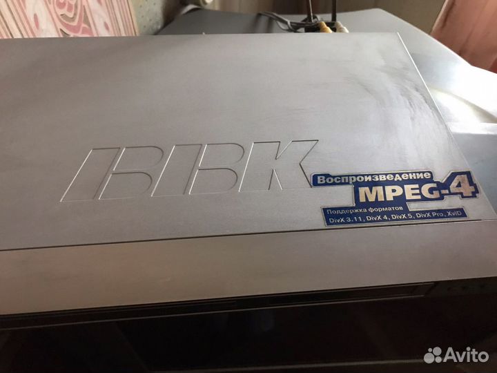 Видеомагнитофон