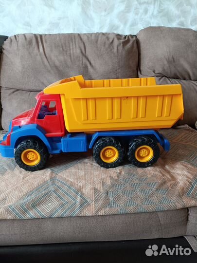 Большой грузовик игрушка