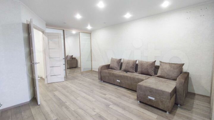 1-к. квартира, 42 м², 3/9 эт.