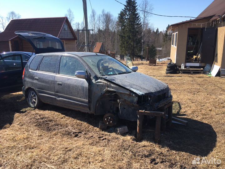 Разбор Mitsubishi Space Star