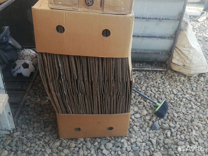 Банановые коробки