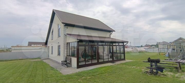 Дом 194 м² на участке 21 сот.