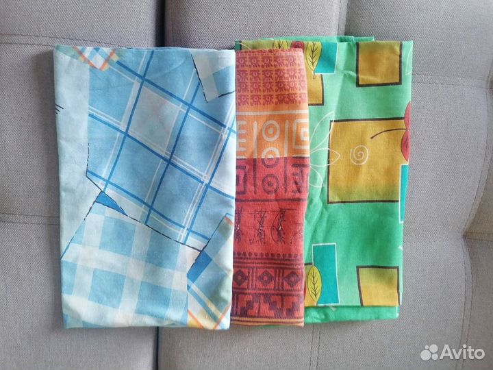 Наволочка 70х70 см в хорошем состоянии