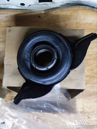 Подвесной подшипник карданного вала ST3723012150