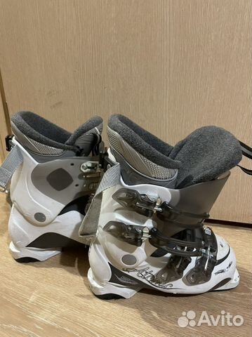 Горнолыжные ботинки
