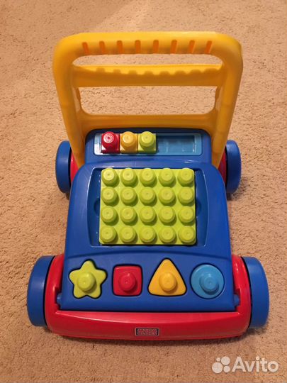 Каталка с конструктором для малыша mega bloks
