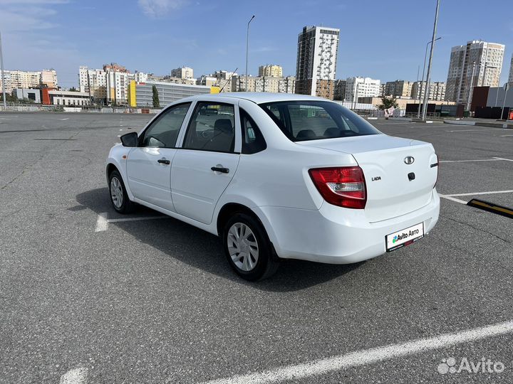 LADA Granta 1.6 МТ, 2015, 139 000 км