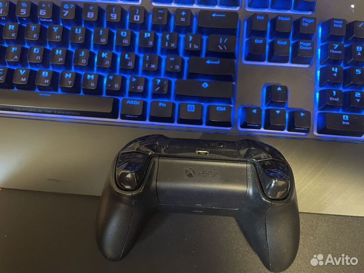 Геймпад xbox one