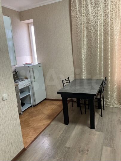 2-к. квартира, 54 м², 1/2 эт.