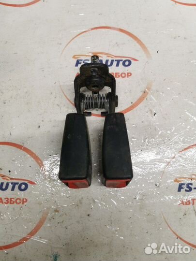 Замок ремня безопасности задний Ford Kuga 1 2.0