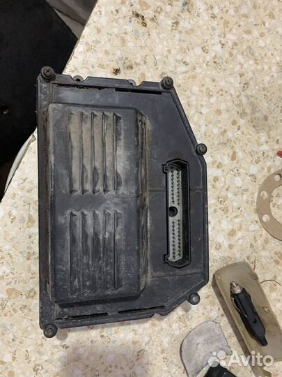 Эбу jeep zj 5.2 V8 93г