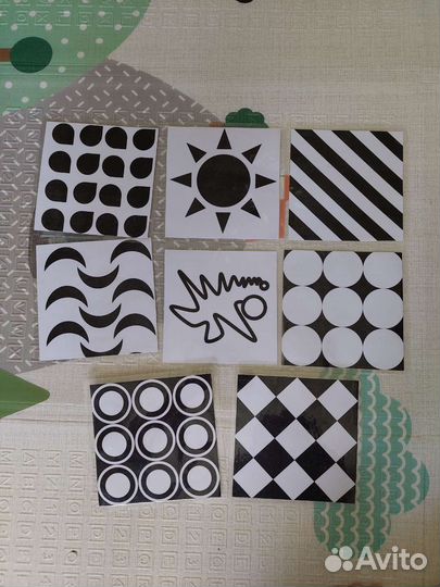 Черно-белые карточки для новорожденных