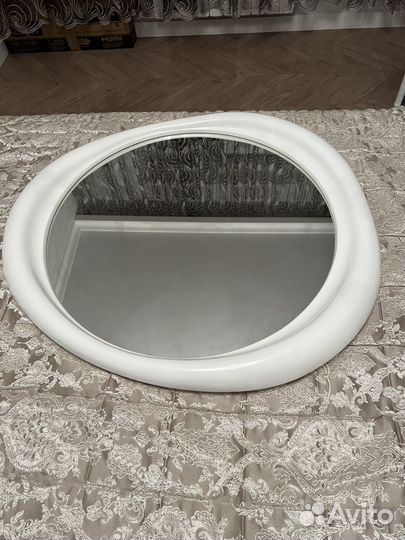 Зеркало настенное