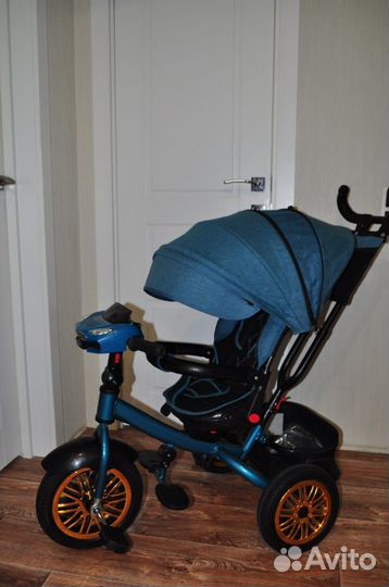 Велосипед коляска с ручкой в отличном состоянии