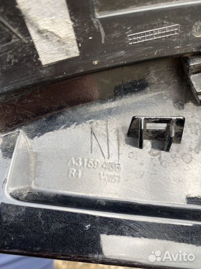 Корпус правого зеркала w212