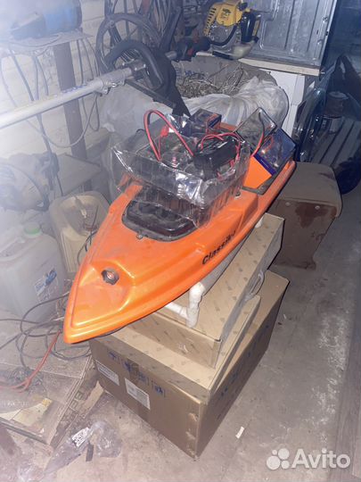 Прикормочный кораблик