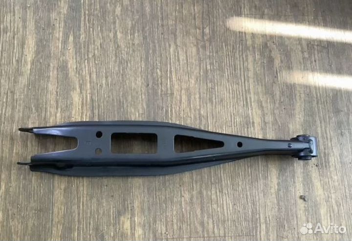 Рычаг задний subaru