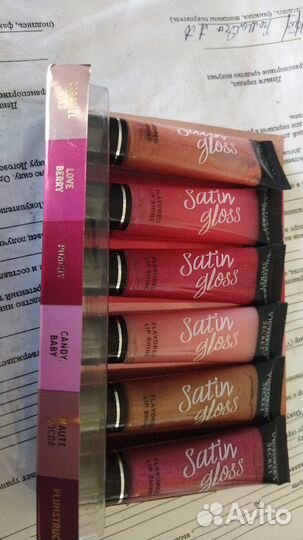 Блеск для губ Victoria's Secret