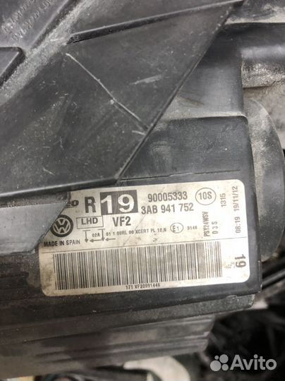 Фара правая Volkswagen Passat 3AB941752 B7