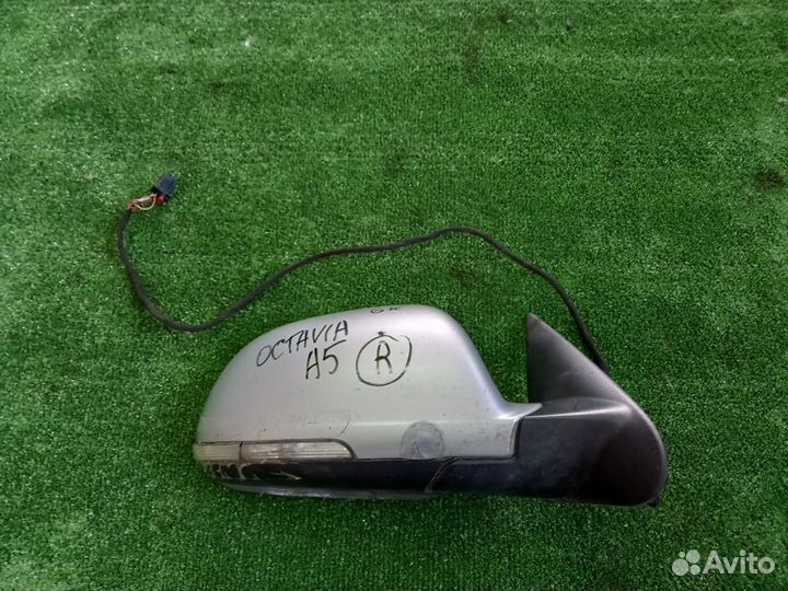 Зеркало правое Skoda Octavia A5 2004-2013