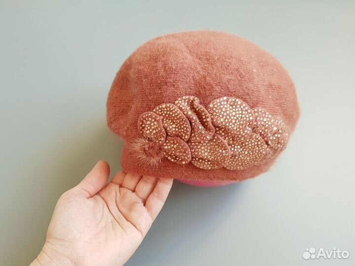 Шапки (5 шт) женские пакетом