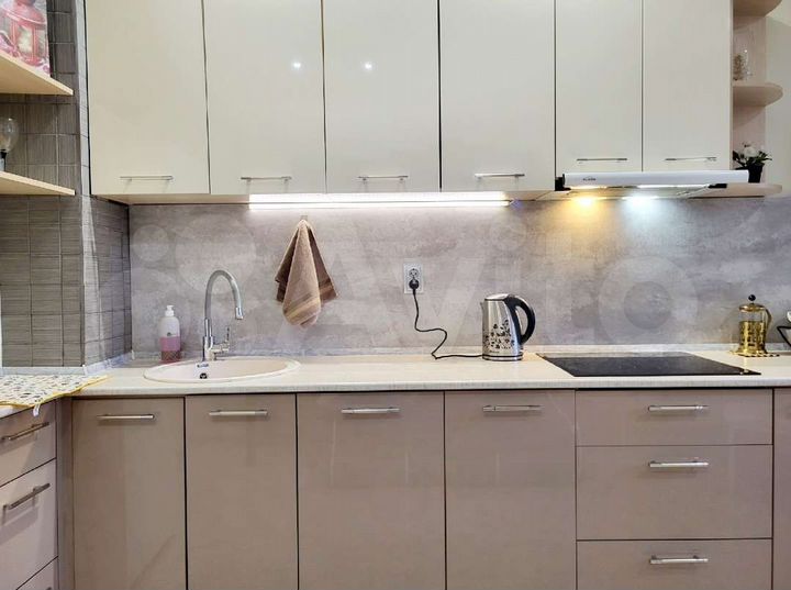 1-к. квартира, 50 м², 1/12 эт.