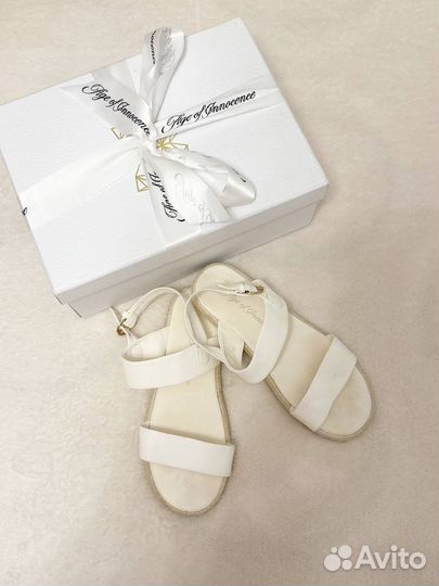 Сандалии Age of innocence