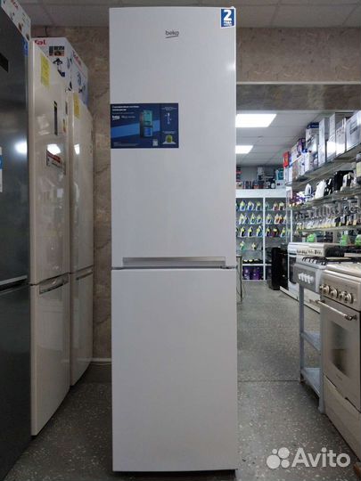 Холодильник новый